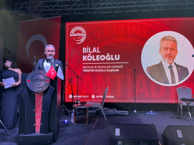 Antalyalı İş İnsanları Cumhuriyet Balosunda Coşkuyla Buluştu