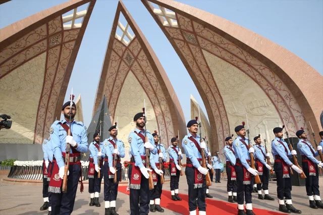 Pakistan'da Cumhuriyet Bayramı Coşkusuna Tanık Olun