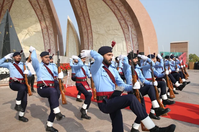 Pakistan'da Cumhuriyet Bayramı Coşkusuna Tanık Olun