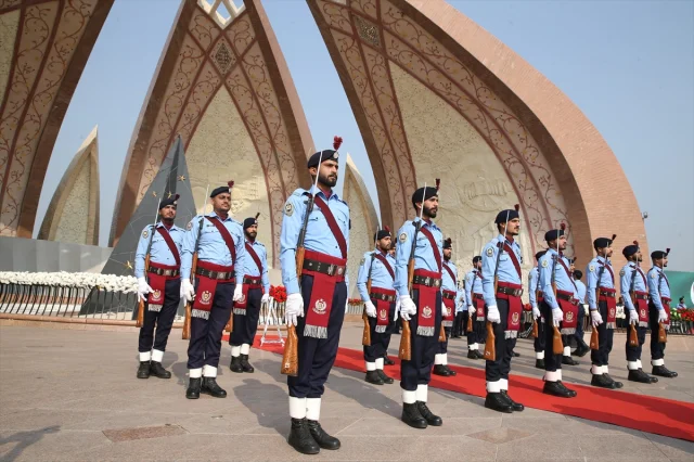 Pakistan'da Cumhuriyet Bayramı Coşkusuna Tanık Olun