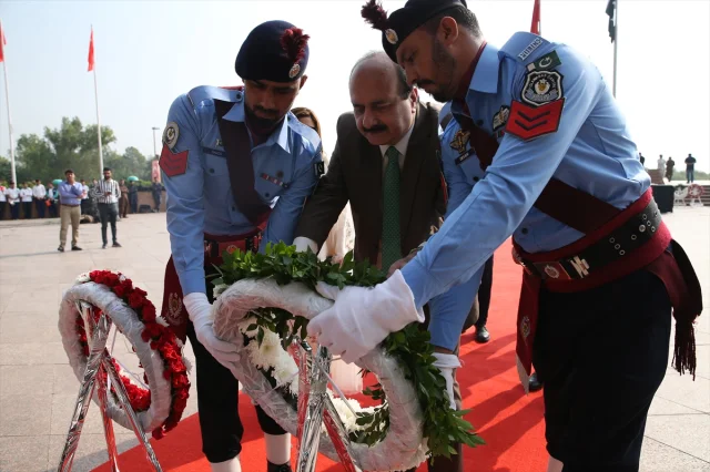 Pakistan'da Cumhuriyet Bayramı Coşkusuna Tanık Olun