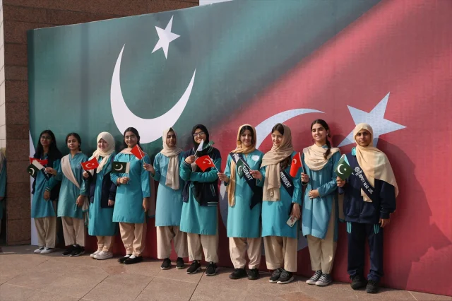 Pakistan'da Cumhuriyet Bayramı Coşkusuna Tanık Olun