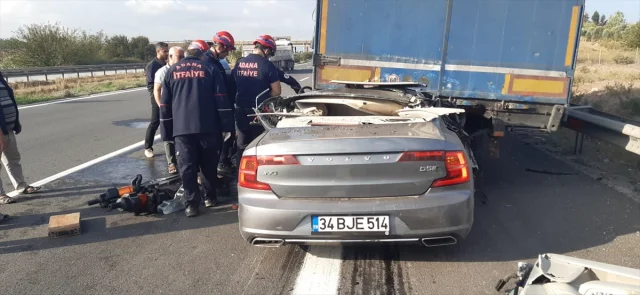 Adana'daki feci kaza sürücüyü hayattan kopardı