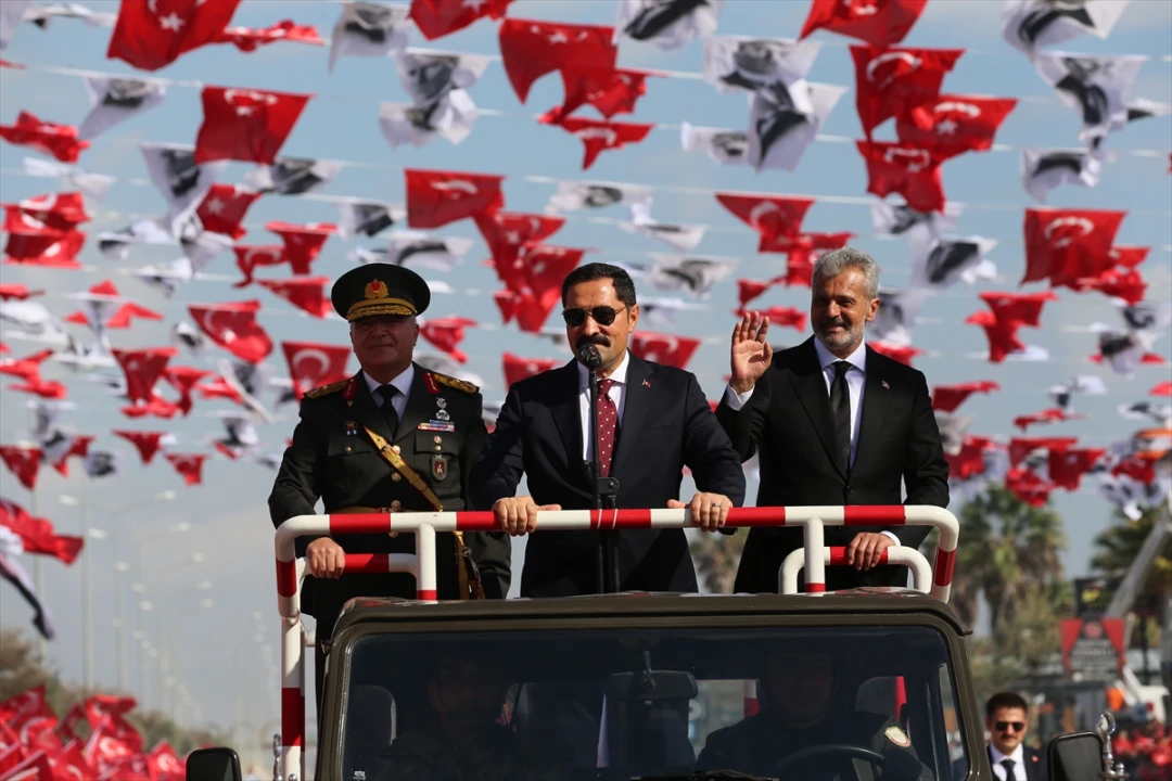 Adana'dan Mersin'e Cumhuriyet Bayramı Coşkusu