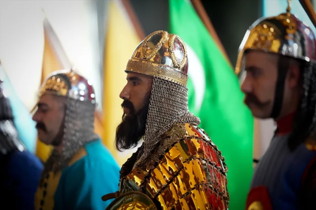 Cumhurbaşkanı Erdoğan Anıtkabir'den Cumhurbaşkanlığı Külliyesi'ne