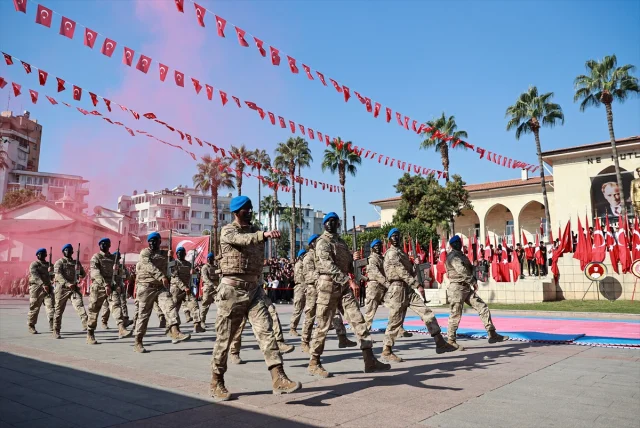 Adana'dan Mersin'e Cumhuriyet Bayramı Coşkusu