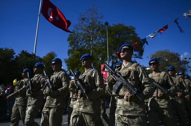 Cumhuriyet'in 102. Yılı İstanbul'da Coşkuyla Kutlandı
