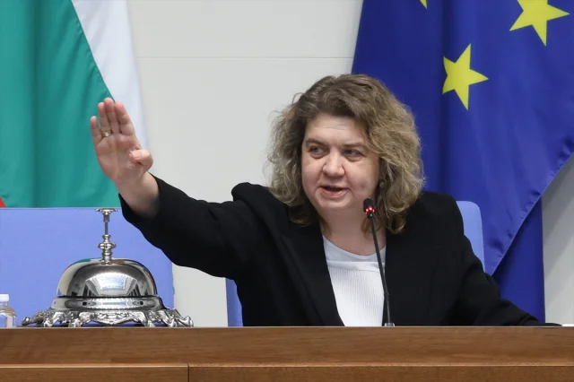 Bulgaristan'da Parlamento Başkanlığında Sürpriz Değişiklik