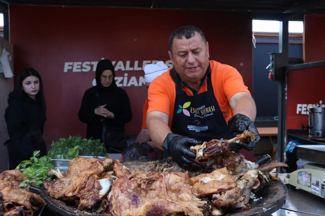 Gaziantep'te Esnaf Sofrası Sonbahar Festivali Tadını Çıkarıyor