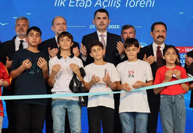 Bakan Kurum Hatay'da Yeni Projeleri Anlattı
