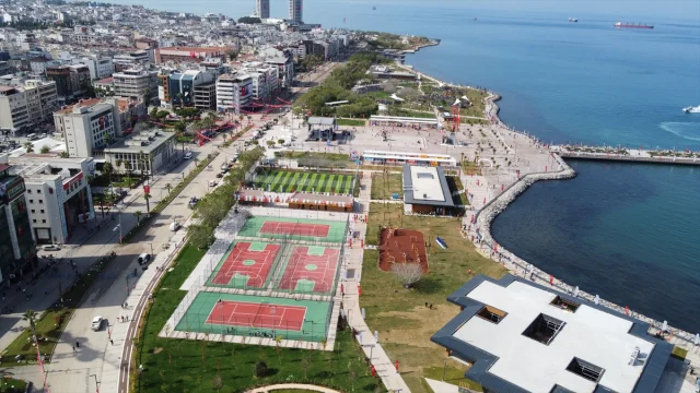 Bakan Kurum Hatay'da Yeni Projeleri Anlattı