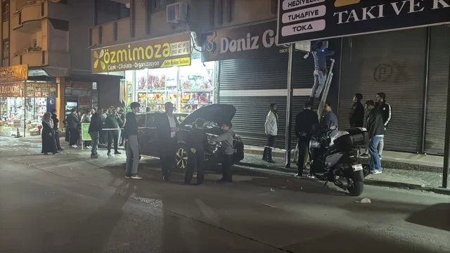 Gaziantep'te park halindeki araçta tüp patlaması paniğe yol açtı