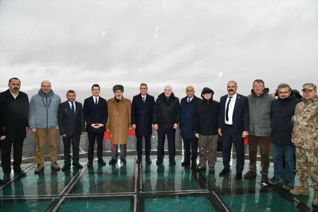 Ardahan Karaçay Kanyonu'nda Turizmi Canlandıracak Seyir Terası Açıldı