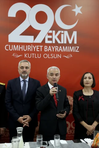 Trakya'da Cumhuriyet Bayramı Coşkusu Sokaklara Taştı