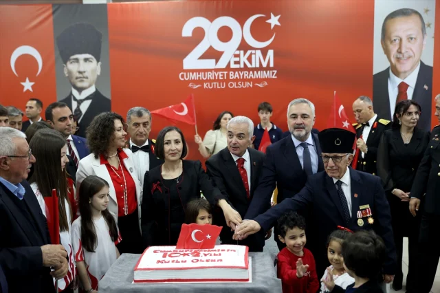 Trakya'da Cumhuriyet Bayramı Coşkusu Sokaklara Taştı