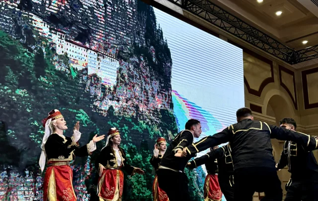 Türkiye'nin 102. Cumhuriyet Yılı Kazakistan'da Coşkuyla Kutl...