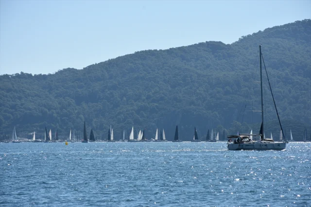 Marmaris'te Yelken Coşkusu Dünyayı Buluşturuyor