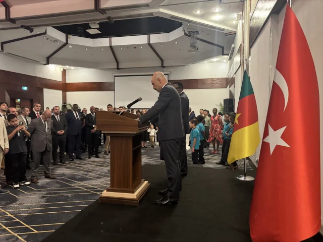 Kamerun'da Muhteşem 29 Ekim Cumhuriyet Bayramı Kutlaması