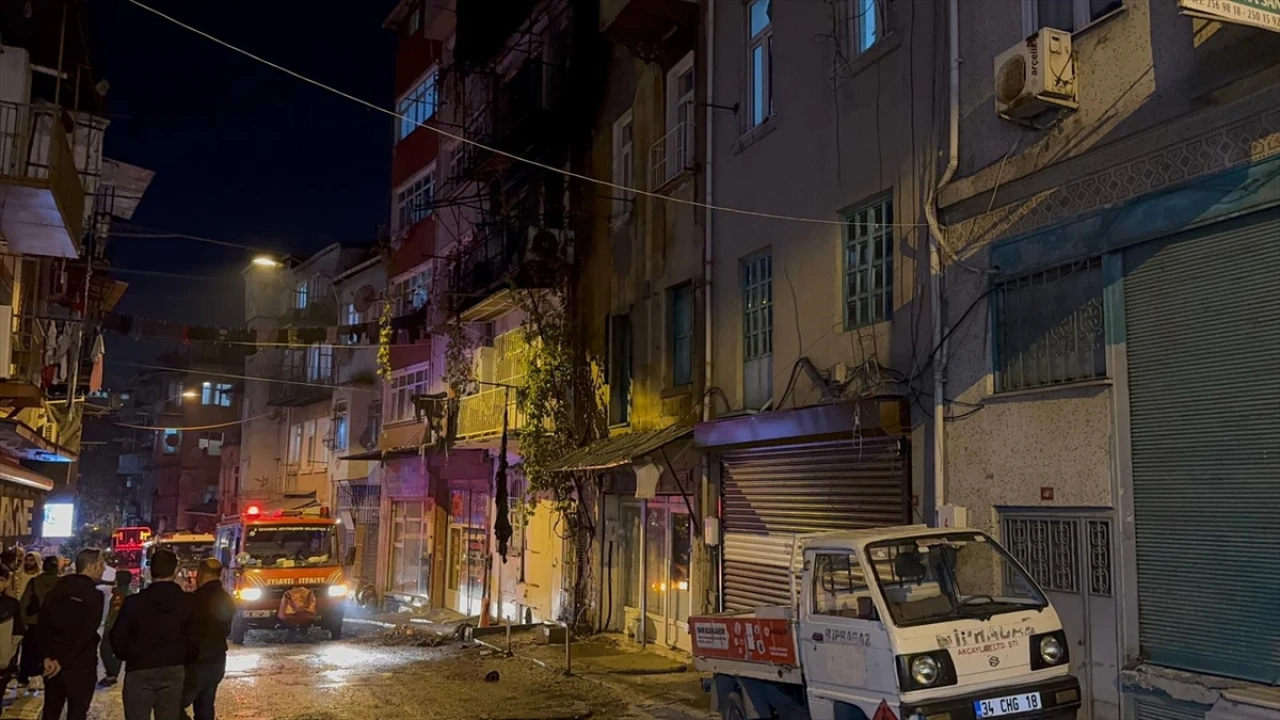 Beyoğlu'nda Çıkan Yangının Ardındaki Şaşırtıcı Olayların Detayları