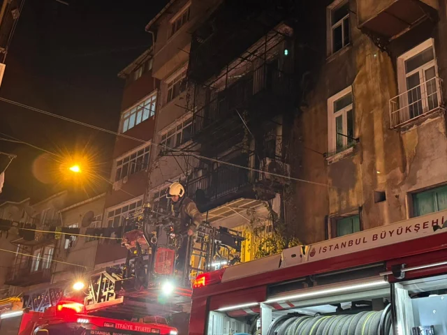 Beyoğlu'nda Çıkan Yangının Ardındaki Şaşırtıcı Olayların Detayları