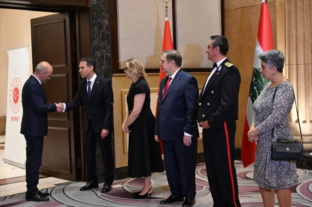 Beyrut'ta 29 Ekim Cumhuriyet Coşkusu: Türkiye ve Lübnan Arasında Tarihi Bağlar Yeniden Canlanıyor