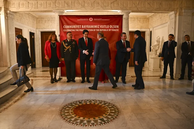 Cumhuriyet Resepsiyonunda Türkiye'nin Küresel Rolü Vurgulandı