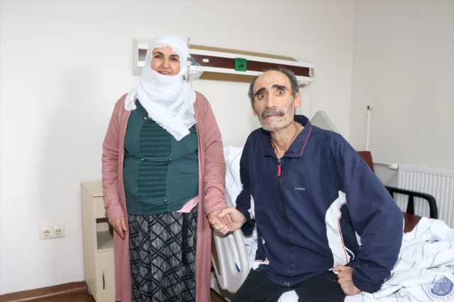 Hastanın Akciğerinden Çıkarılan Devasa Kitle Doktorları Şoke Etti