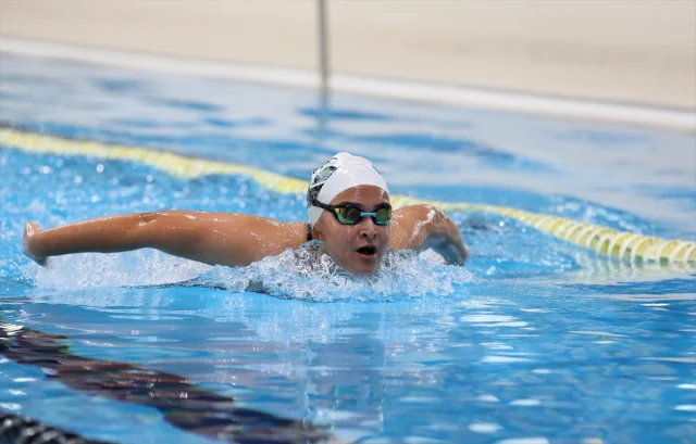 Türk Milli Yüzücüler Tokyo'da Madalya Peşinde
