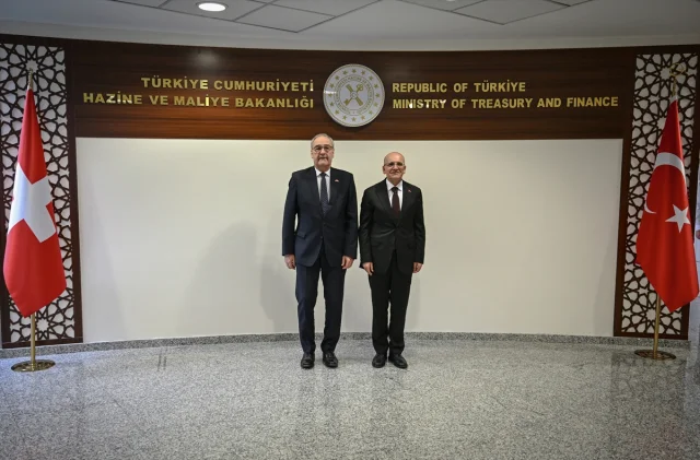 Bakan Şimşek ve İsviçreli Mevkidaşı Ekonomik İlişkileri Güçlendirmek İçin Buluştu