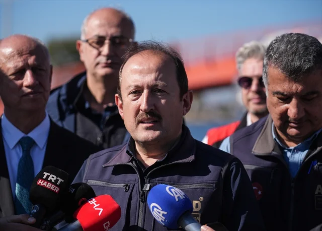 İzmir'de Gerçekçi Sel Tatbikatı Heyecan Yarattı