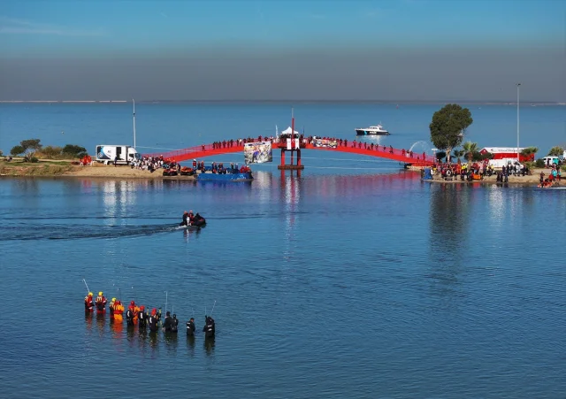 İzmir'de Gerçekçi Sel Tatbikatı Heyecan Yarattı