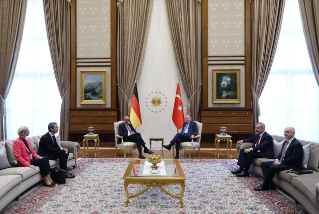 Cumhurbaşkanı Erdoğan ve Almanya Başbakanı Merz Yeni İş Birliklerini Masaya Yatırdı