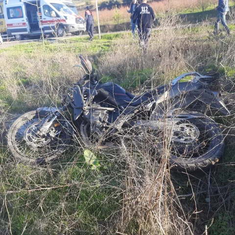 Bilecik'te Kaza: Devrilen Motosiklet Genç Sürücünün Hayatına Mal Oldu