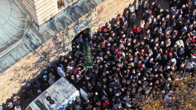 Kocaeli'deki Bina Çöküşü: Bir Ailenin Acı Kaybı