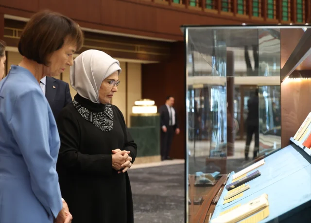 Emine Erdoğan'ın Almanya Başbakanı'nın Eşiyle Anlamlı Ziyareti