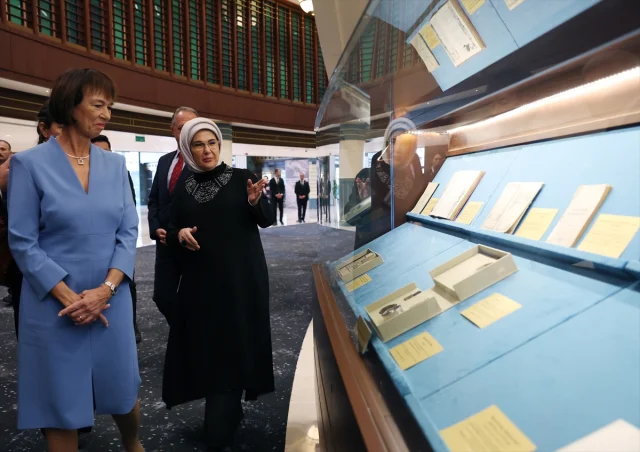 Emine Erdoğan'ın Almanya Başbakanı'nın Eşiyle Anlamlı Ziyareti