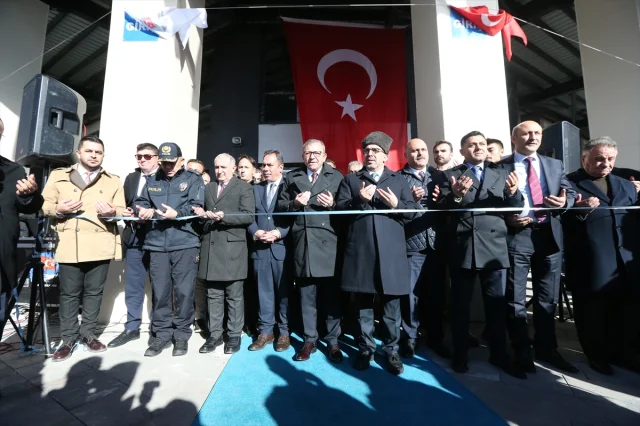 Kars'ın Yeni Otogarı Görkemli Törenle Açıldı