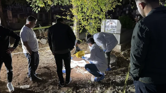 Mezarlıkta Bulunan Bebek Cesedi Şanlıurfa'yı Şoke Etti