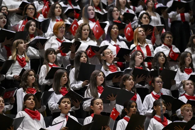 Cumhuriyet Bayramı'nda CSO ve Devlet Çoksesli Korosu’ndan Unutulmaz Konser