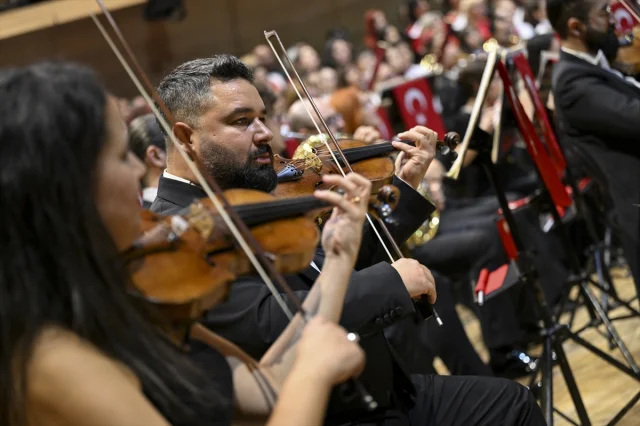 Cumhuriyet Bayramı'nda CSO ve Devlet Çoksesli Korosu’ndan Unutulmaz Konser