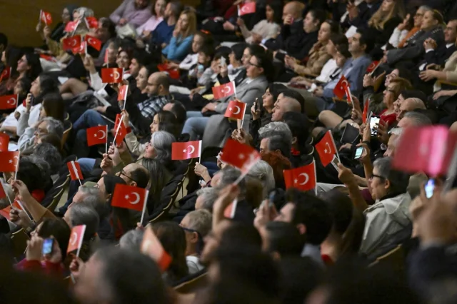 Cumhuriyet Bayramı'nda CSO ve Devlet Çoksesli Korosu’ndan Unutulmaz Konser