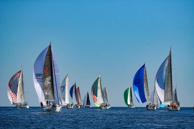Marmaris'te Yelken Tutkunları Coğrafi Rota Yarışlarıyla Büyülendi