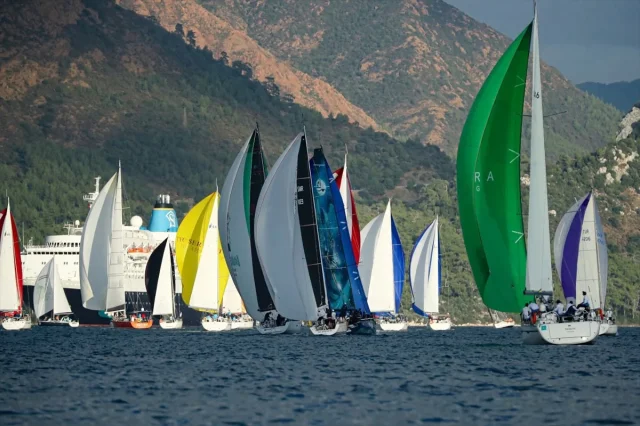 Marmaris'te Yelken Tutkunları Coğrafi Rota Yarışlarıyla Büyülendi