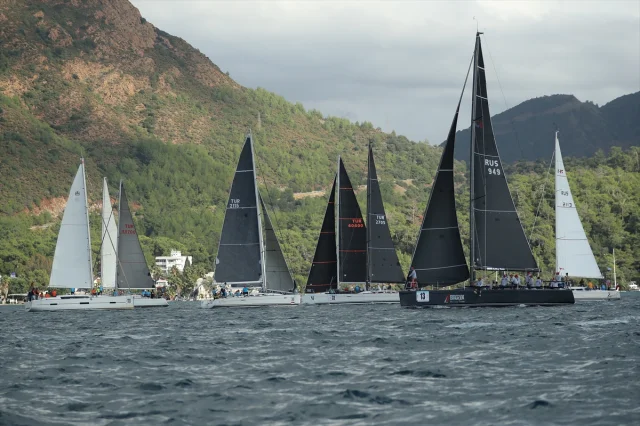 Marmaris'te Yelken Tutkunları Coğrafi Rota Yarışlarıyla Büyülendi