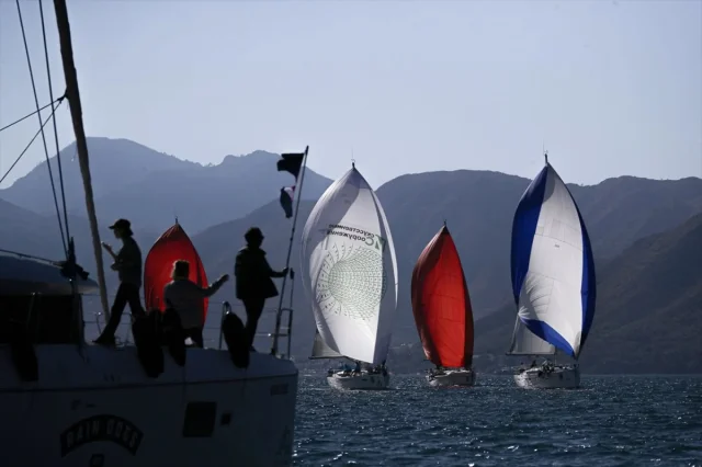 Marmaris'te Yelken Tutkunları Coğrafi Rota Yarışlarıyla Büyülendi