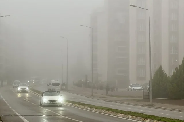 Edirne'de Sis Engel Tanımıyor Yoğun Sis Hayatı Felç Etti