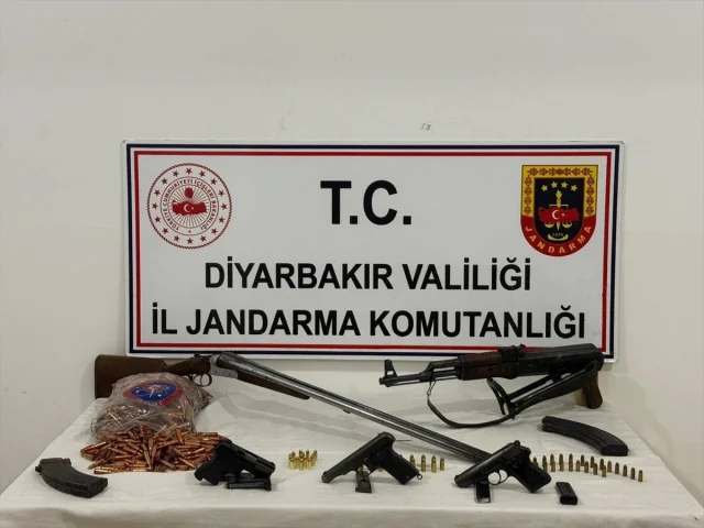 Diyarbakır'da Büyük Operasyon: Silah Arsenali Ele Geçirildi