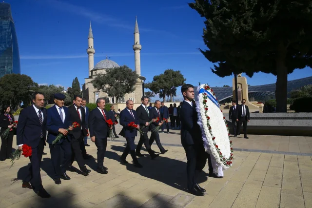 Mustafa Destici Azerbaycan Ziyaretinde Tek Millet Vurgusu Yaptı