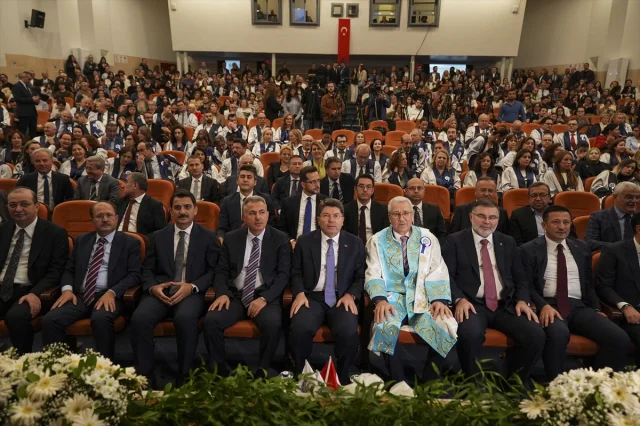 Adalet Bakanı Tunç'un Ege Üniversitesi'nde Dikkat Çeken Mesajları