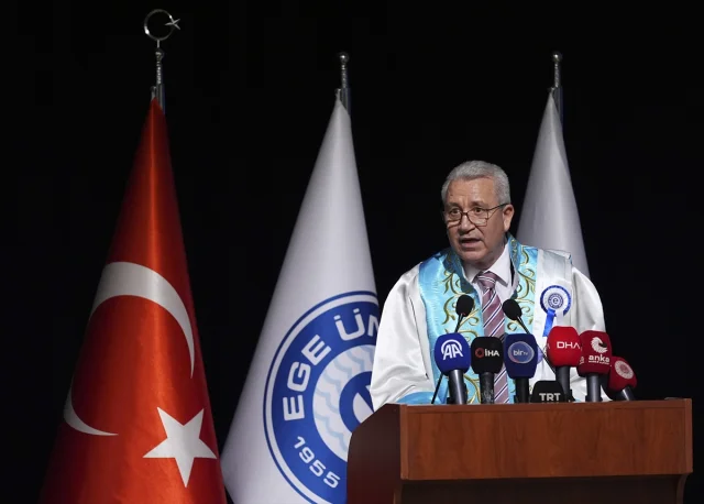 Adalet Bakanı Tunç'un Ege Üniversitesi'nde Dikkat Çeken Mesajları